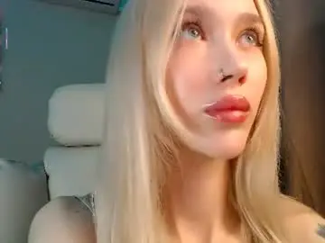 Des_ch  live sex cam