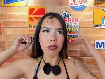 Foxy__isabella  live sex cam