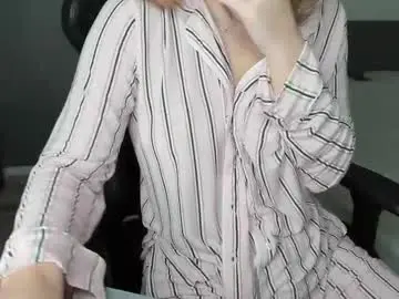 Gigihadd  live sex cam