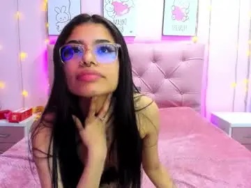 Issaa_tyler  live sex cam