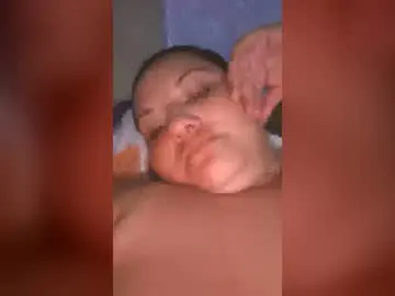 Karol103900  live sex cam