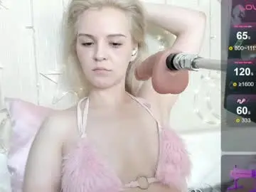 Kaya_devis  live sex cam