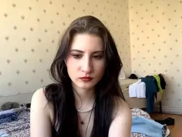 Kristaldegeyter  live sex cam