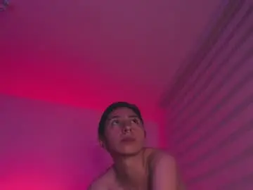 Kxss_krawl  live sex cam