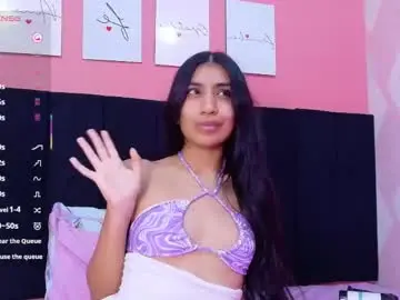 Littlee_emilyy_  live sex cam