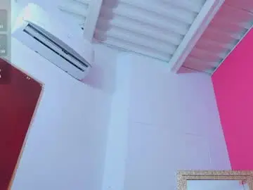 Littlee_emilyy_  live sex cam