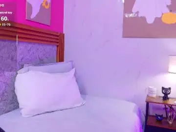 Littlee_emilyy_  live sex cam