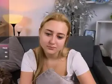 Lulu___moon  live sex cam