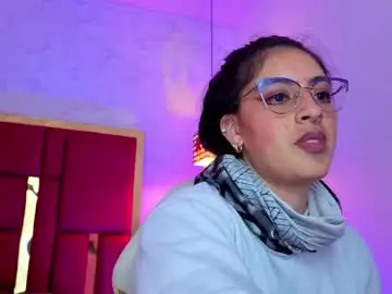 Moon_winy  live sex cam