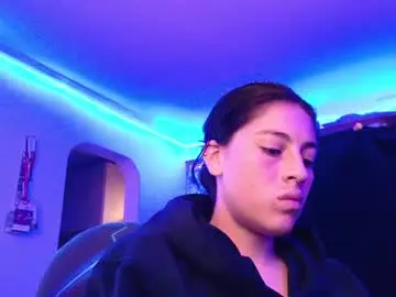 Moon_winy  live sex cam