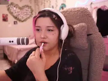 Roxysuh  live sex cam