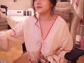Roxysuh  live sex cam