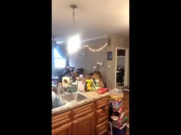 Silvertongue27  live sex cam