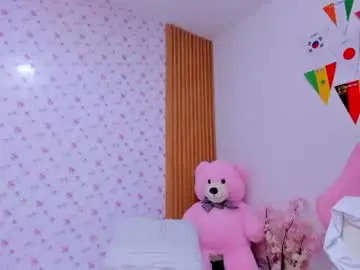 Soyqeen  live sex cam
