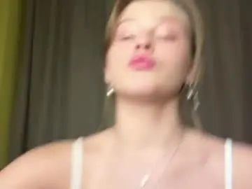 Chinaarons  live sex cam