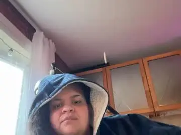 Creamy_caramel_kisses  live sex cam