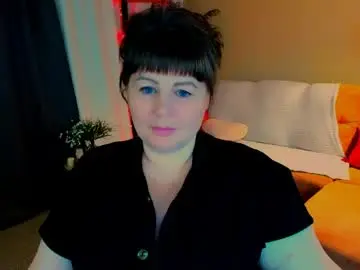 Crystaalstaar  live sex cam