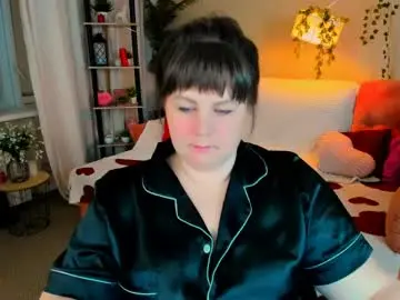 Crystaalstaar  live sex cam