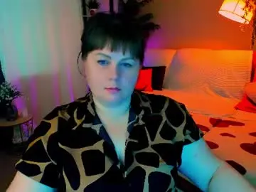 Crystaalstaar  live sex cam