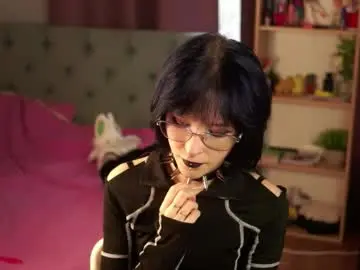 Cyber_psych0  live sex cam