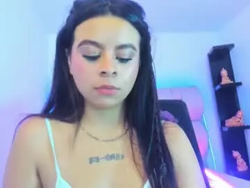 Dakottahilton  live sex cam