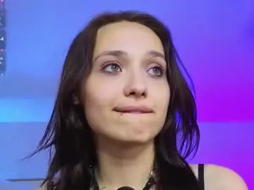 Darcyblackwood  live sex cam