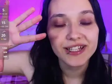 Darcyblackwood  live sex cam