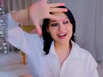 Darcyblackwood  live sex cam