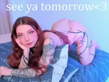 Elisetattoo  live sex cam