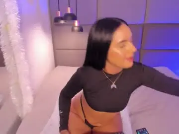 Emily_luve  live sex cam