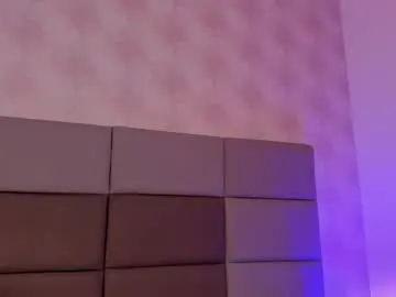 Emily_luve  live sex cam