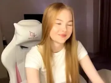 Foxyenchantress  live sex cam