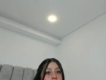Imkrystall  live sex cam