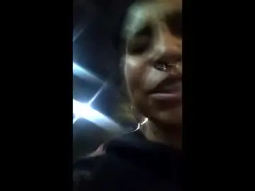 Leila_101  live sex cam