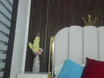 Miaa_rousse_  live sex cam