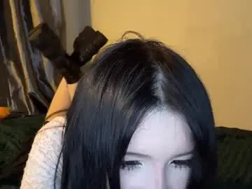 Prettyqueeeen  live sex cam