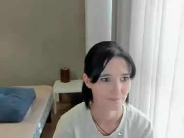 Silkmia  live sex cam