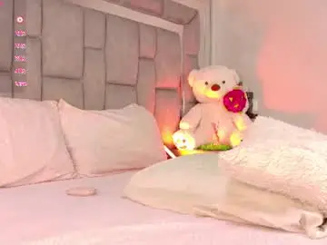 Smiling__girl  live sex cam