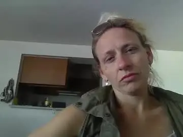 Tulsaslutmutt6996  live sex cam