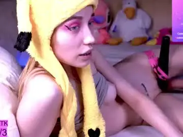 White_widow_  live sex cam