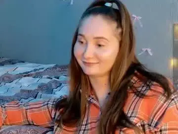 Yourcreamyister  live sex cam