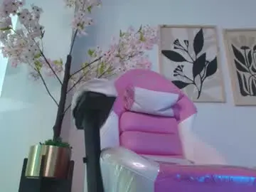 Zury_valucci  live sex cam