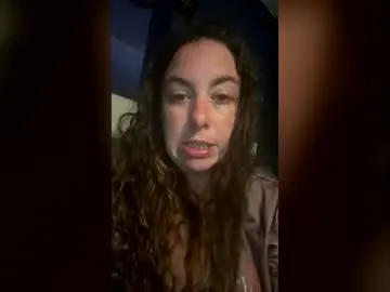 Bearjess  live sex cam