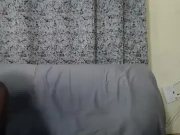 Brunnette_blonde  live sex cam