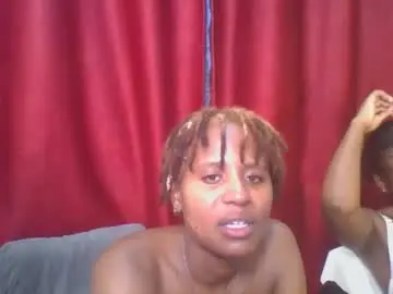 Brunnette_blonde  live sex cam