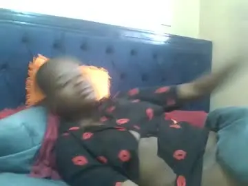 Creamymomma  live sex cam