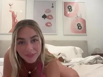 Emilyrayxo  live sex cam