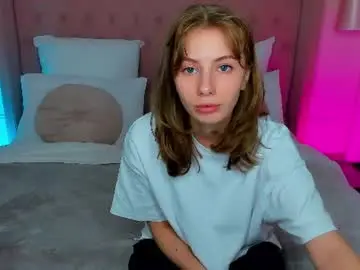 Ericalow  live sex cam
