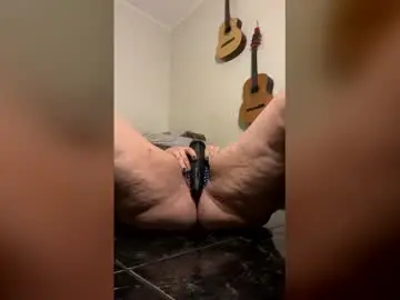 Laviniatrixx  live sex cam