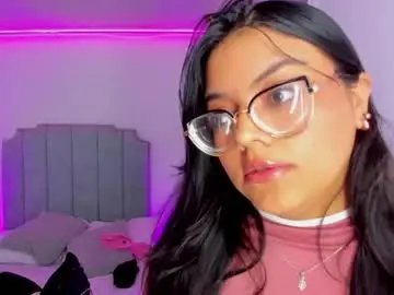 Scarlettwhitmore  live sex cam